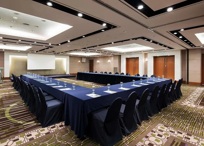 Novotel Ambassador Gangnam 5*